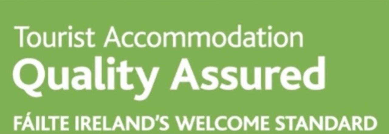 The Snuggly Sheep Shepherd Hut Farm Stay Ballyshannon Luaran gambar