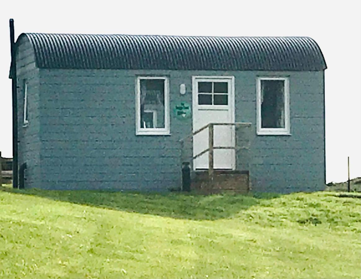 The Snuggly Sheep Shepherd Hut Farm Stay Ballyshannon Luaran gambar